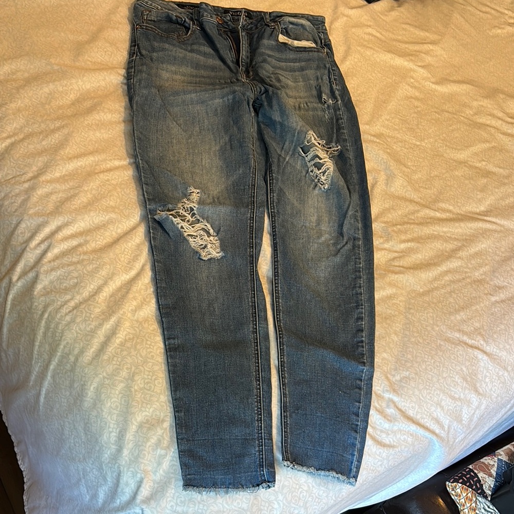 ViGoss Distressed Jean